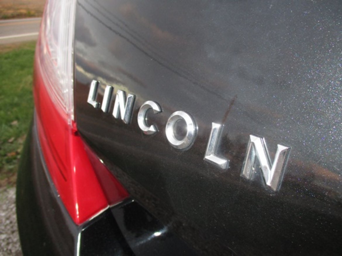 Photo of Sedan for sale: 2014 Lincoln MKS
