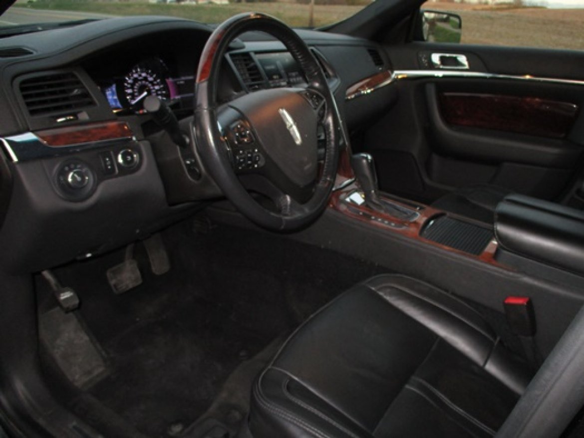 Photo of Sedan for sale: 2014 Lincoln MKS