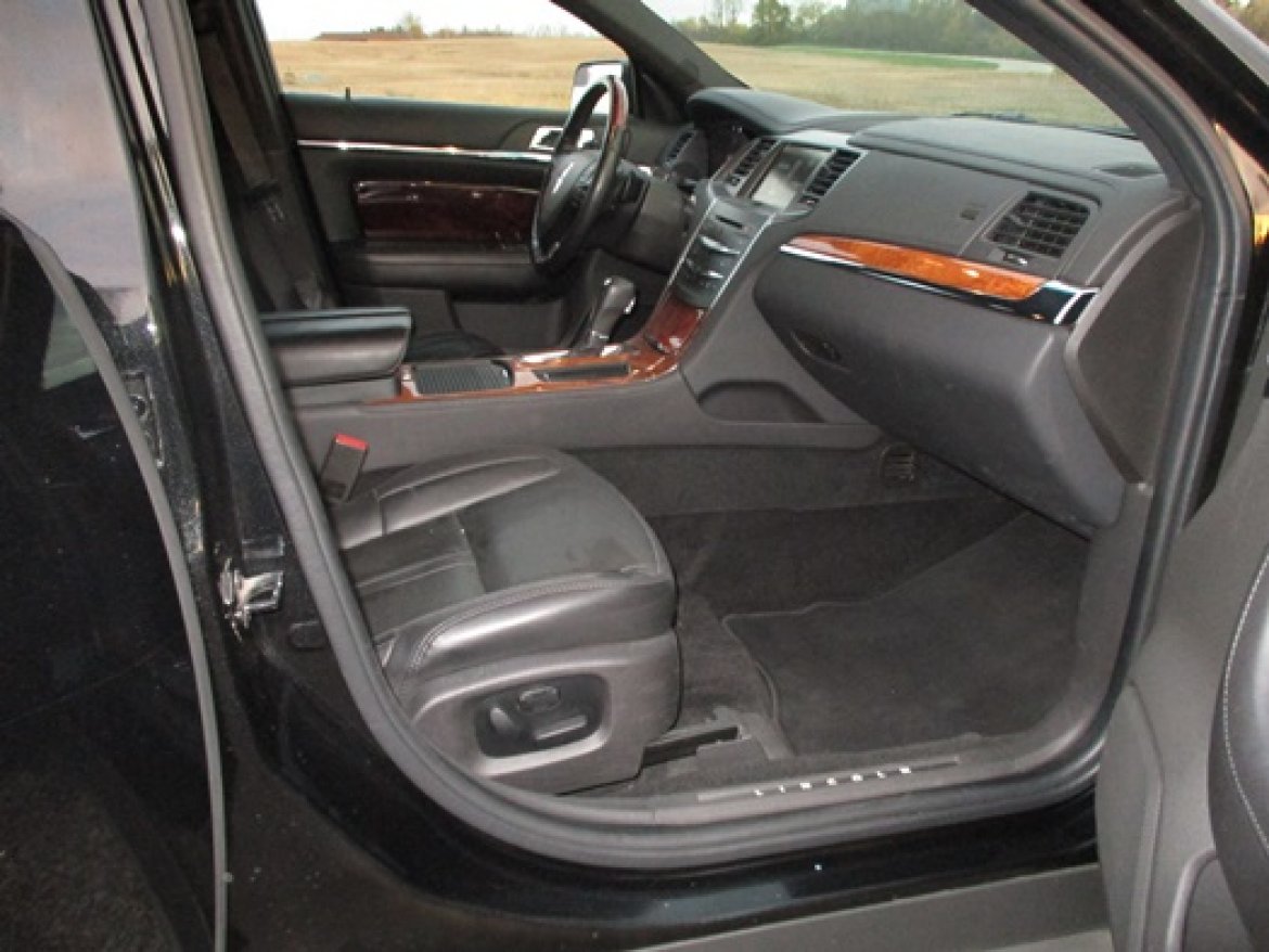 Photo of Sedan for sale: 2014 Lincoln MKS