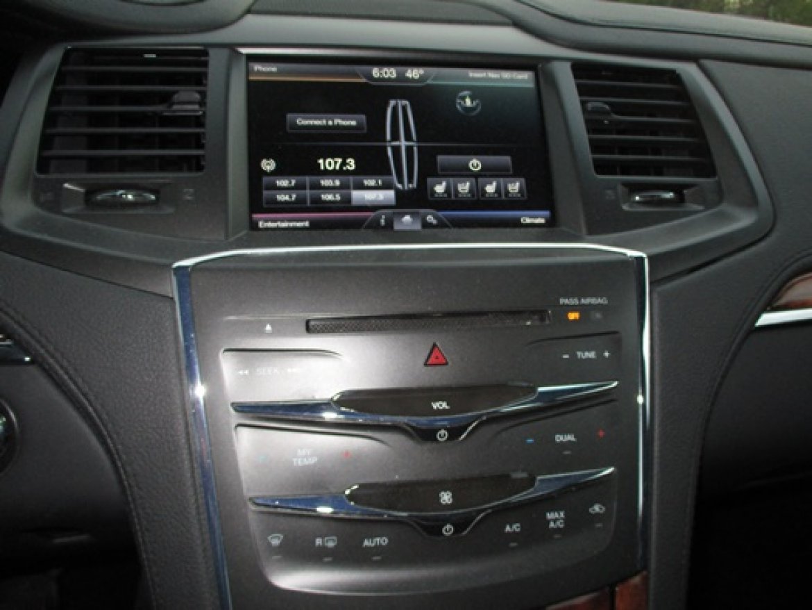 Photo of Sedan for sale: 2014 Lincoln MKS