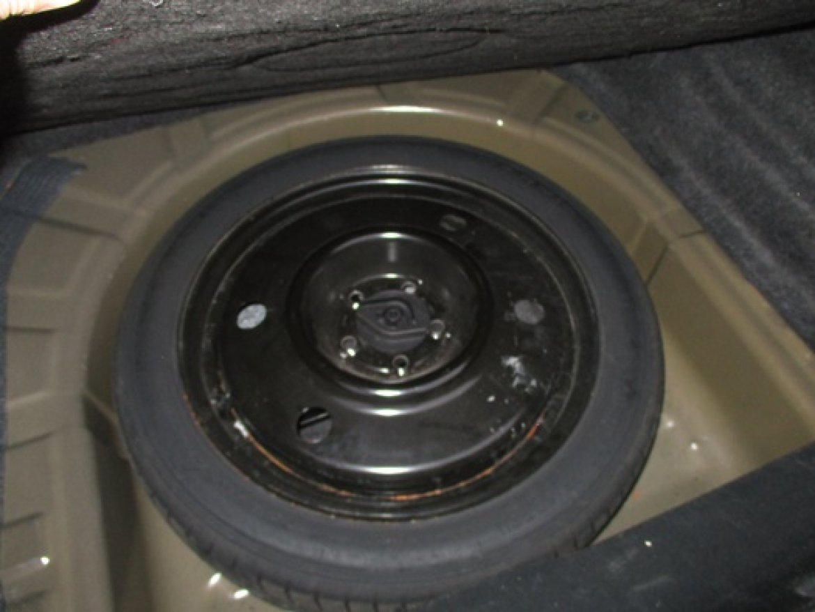 Photo of Sedan for sale: 2014 Lincoln MKS