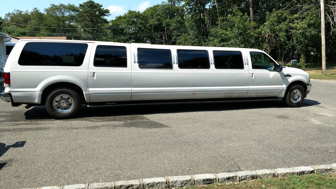 SUV Stretch for Sale in Holbrook, NY - Photo 6