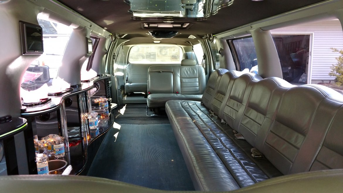 SUV Stretch for Sale in Holbrook, NY - Photo 5
