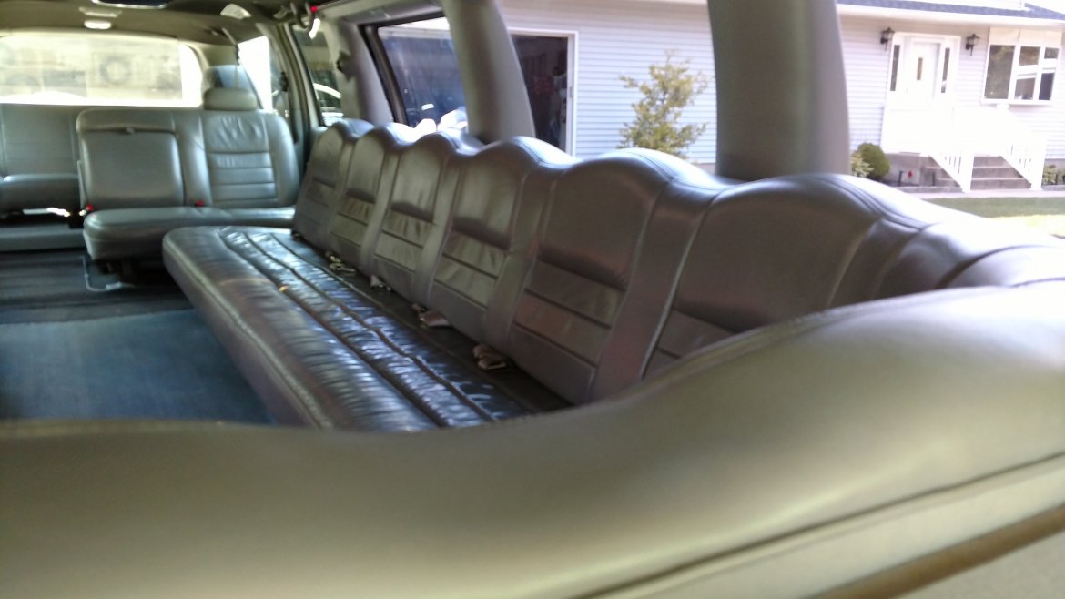 SUV Stretch for Sale in Holbrook, NY - Photo 4