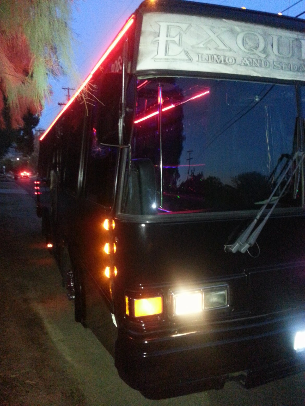 Limo Bus for Sale in Chatsworth, CA - Photo 12