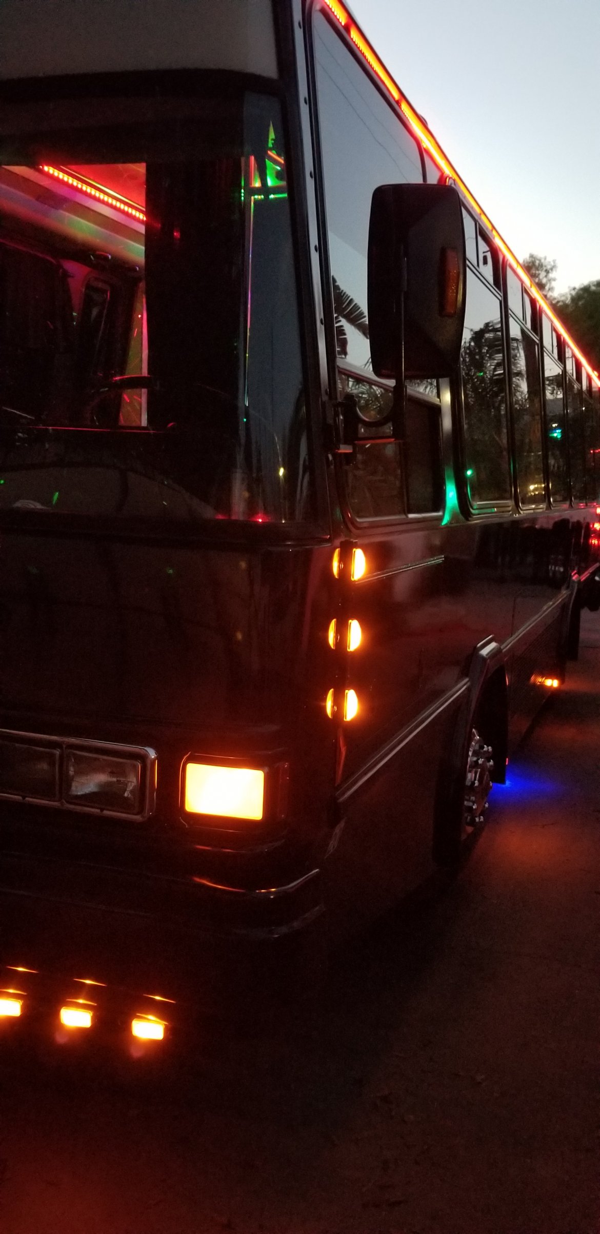 Limo Bus for Sale in Chatsworth, CA - Photo 26