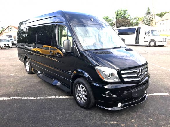 2018 Mercedes-Benz Sprinter 2500 Sprinter for Sale in Oaklyn, NJ - Photo 2