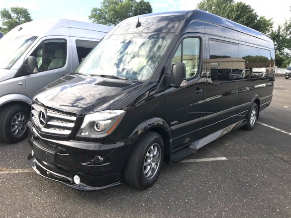 2018 Mercedes-Benz Sprinter 2500 Sprinter for Sale in Oaklyn, NJ - Photo 3