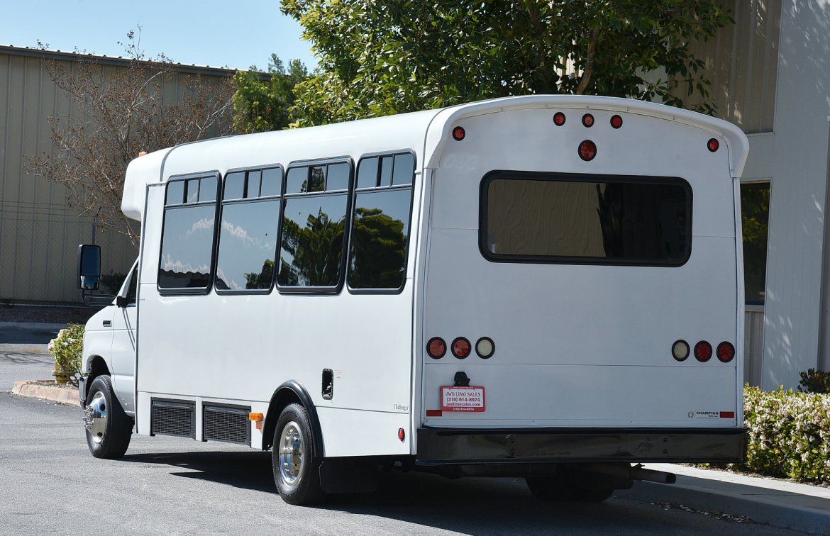 Limo Bus for Sale in Fontana, CA - Photo 4