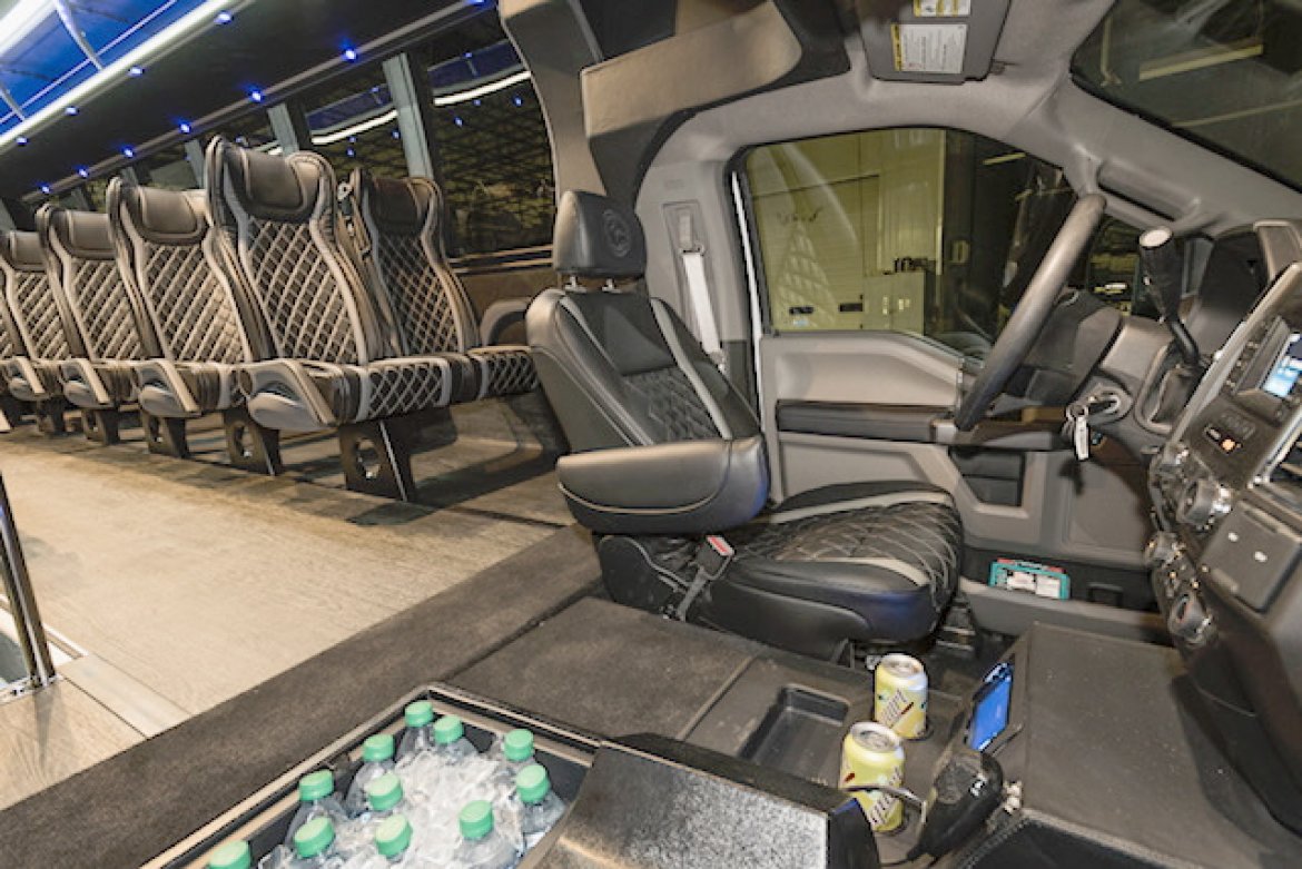 Shuttle Bus for Sale in Oaklyn, NJ - Photo 17