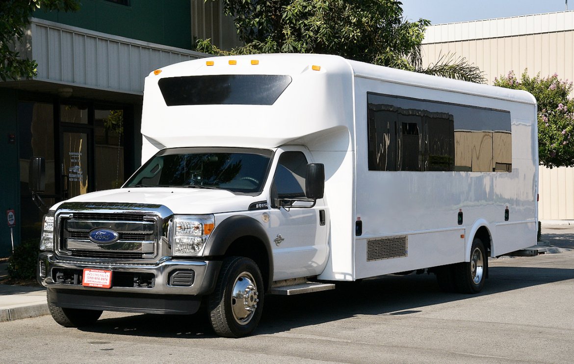 Limo Bus for Sale in Fontana, CA - Photo 2