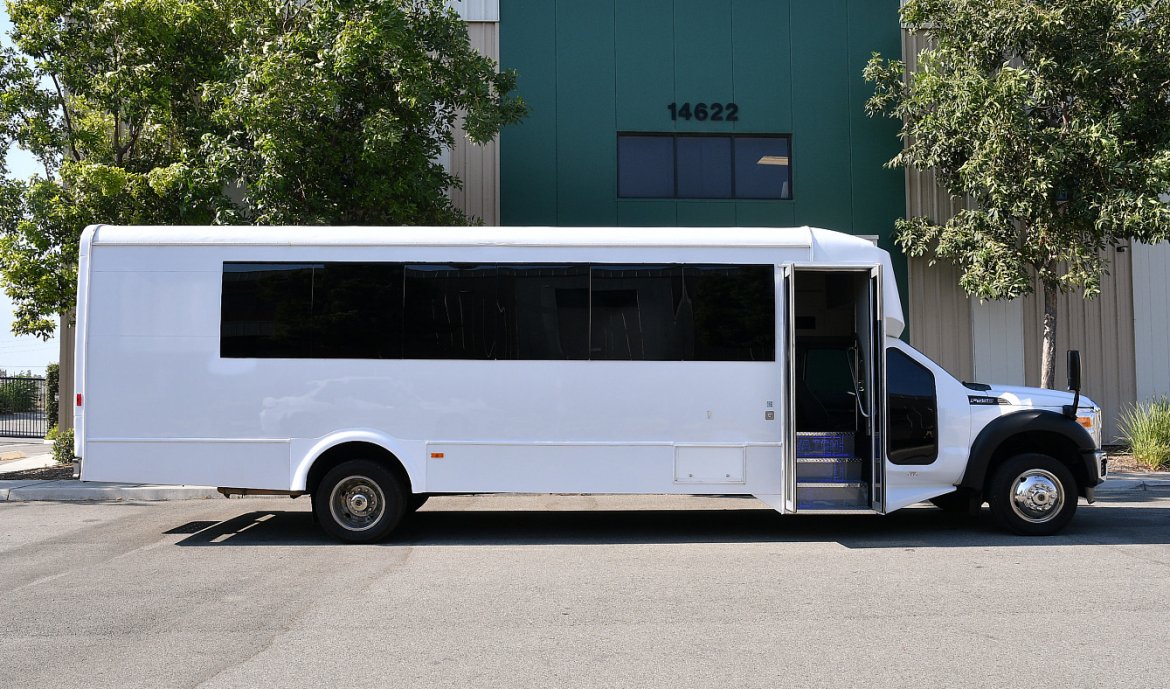 Limo Bus for Sale in Fontana, CA - Photo 6