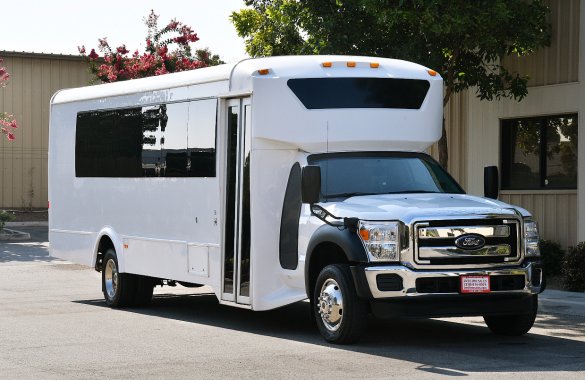 2015 Ford F-550 Limo Bus for Sale in Fontana, CA - Main Photo