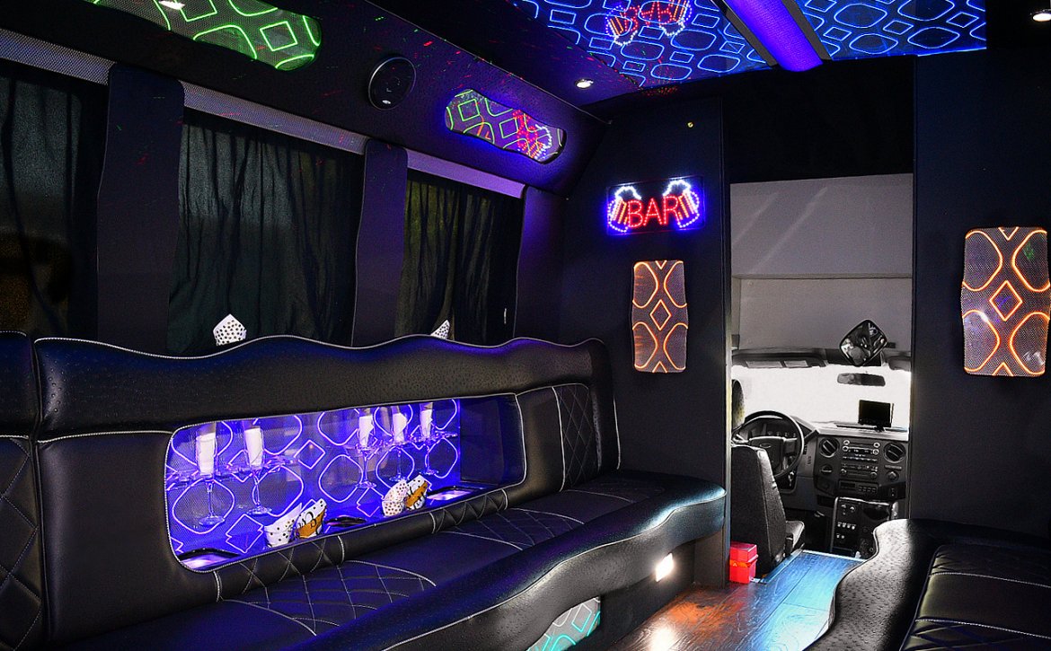 Limo Bus for Sale in Fontana, CA - Photo 12