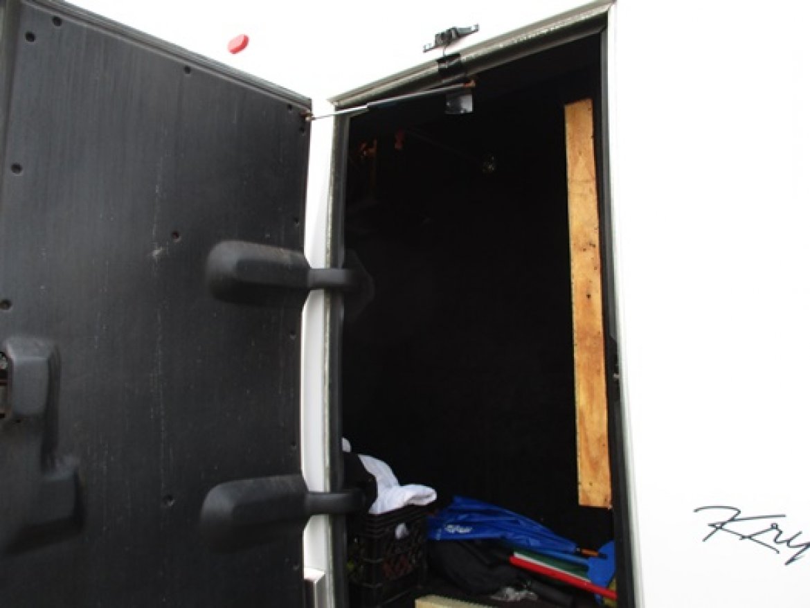 Photo of Limo Bus for sale: 2002 International 3400 by Krystal