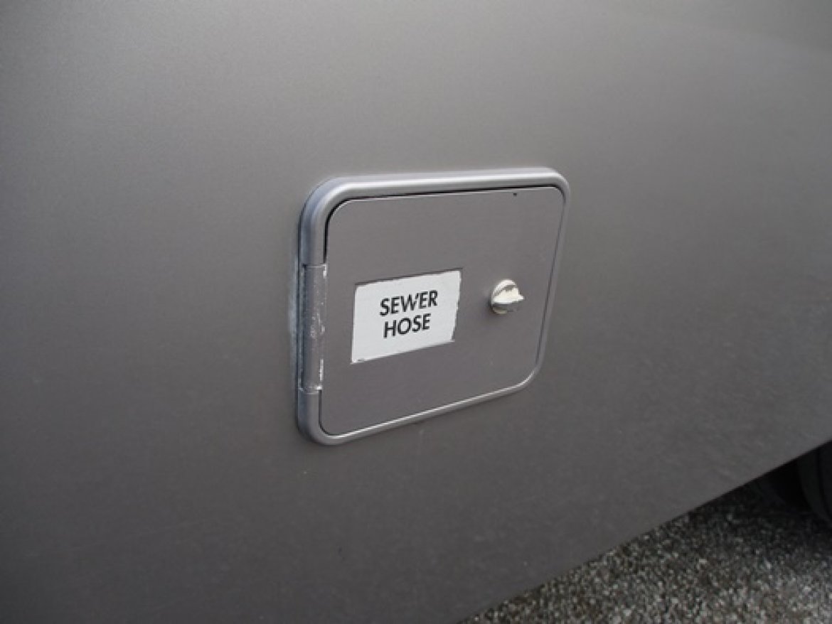 Photo of Limo Bus for sale: 2002 International 3400 by Krystal