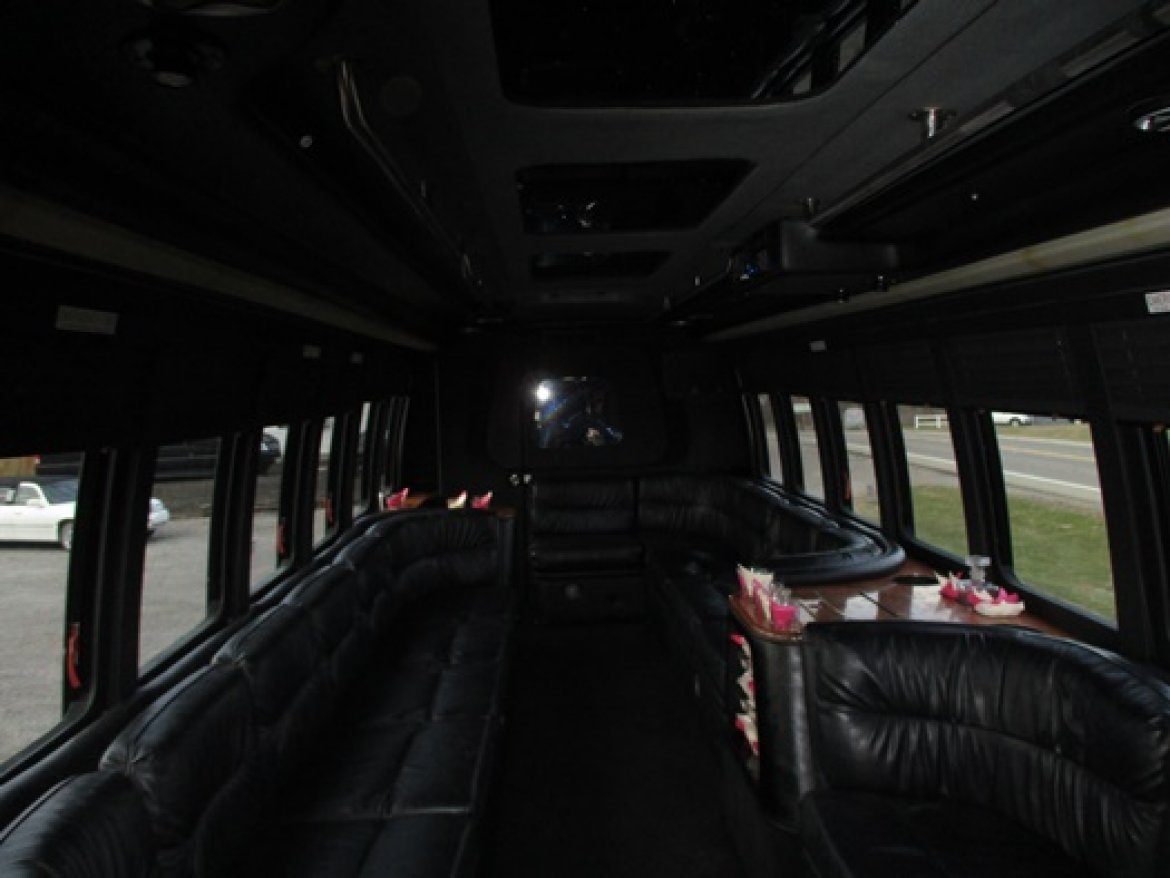 Photo of Limo Bus for sale: 2002 International 3400 by Krystal
