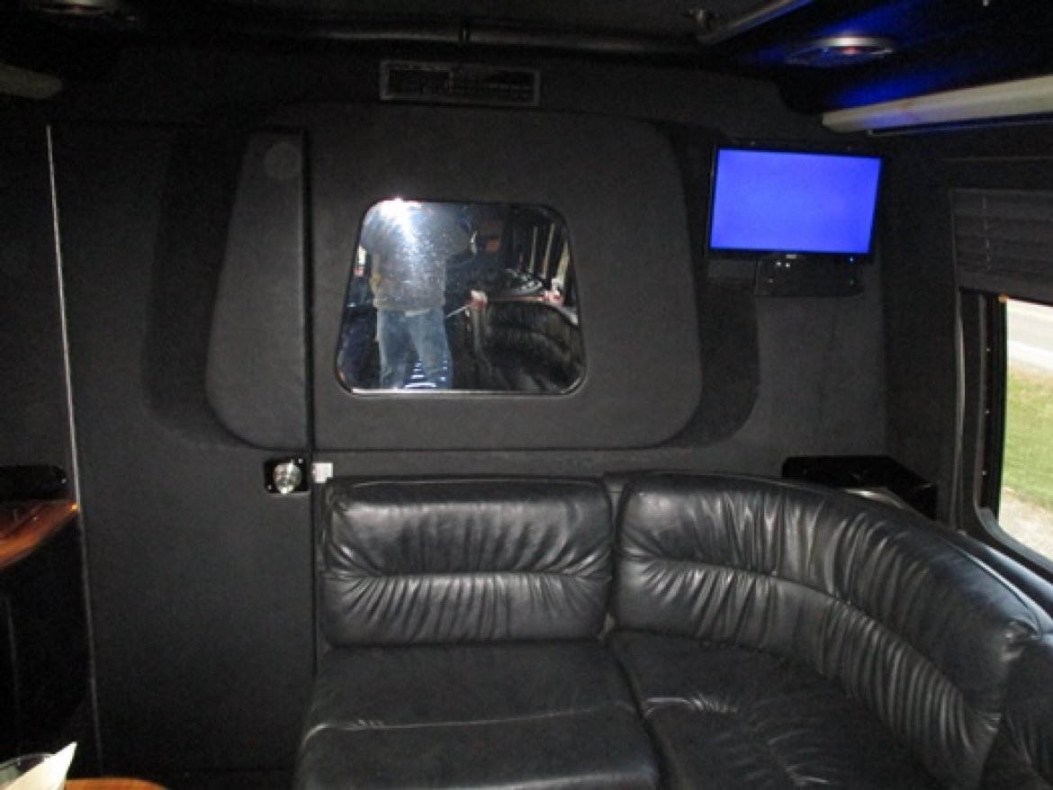 Photo of Limo Bus for sale: 2002 International 3400 by Krystal