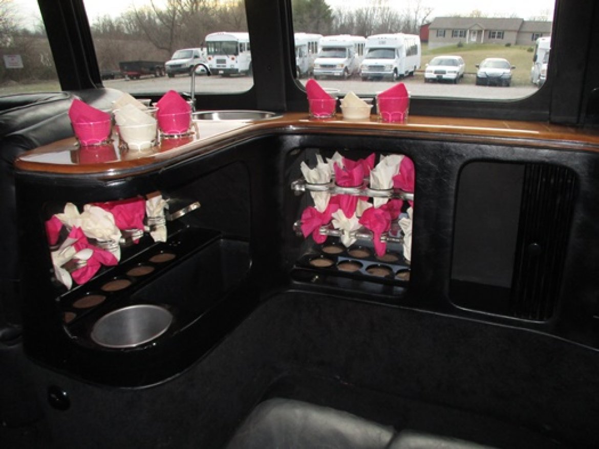 Photo of Limo Bus for sale: 2002 International 3400 by Krystal