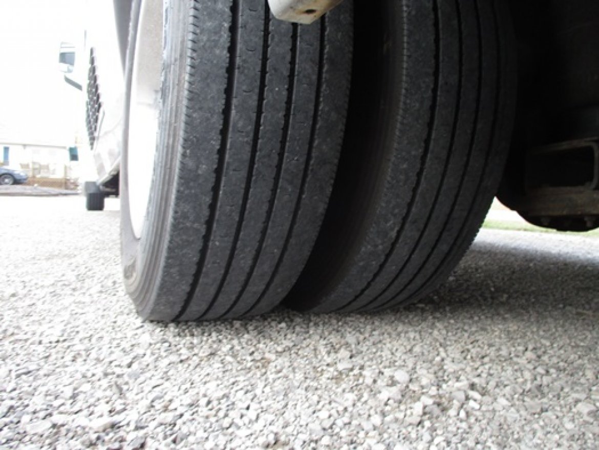 Photo of Limo Bus for sale: 2002 International 3400 by Krystal