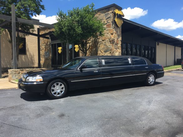 2007 Lincoln Town Car Limousine for Sale in Richmond, VA - Main Photo