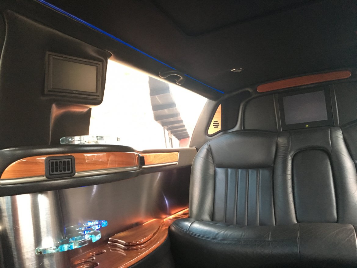 Limousine for Sale in Richmond, VA - Photo 18