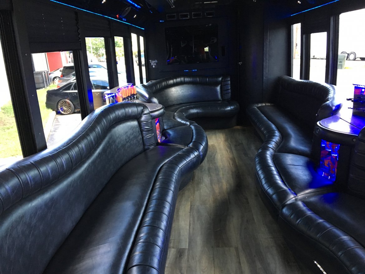 Limo Bus for Sale in Richmond, VA - Photo 16