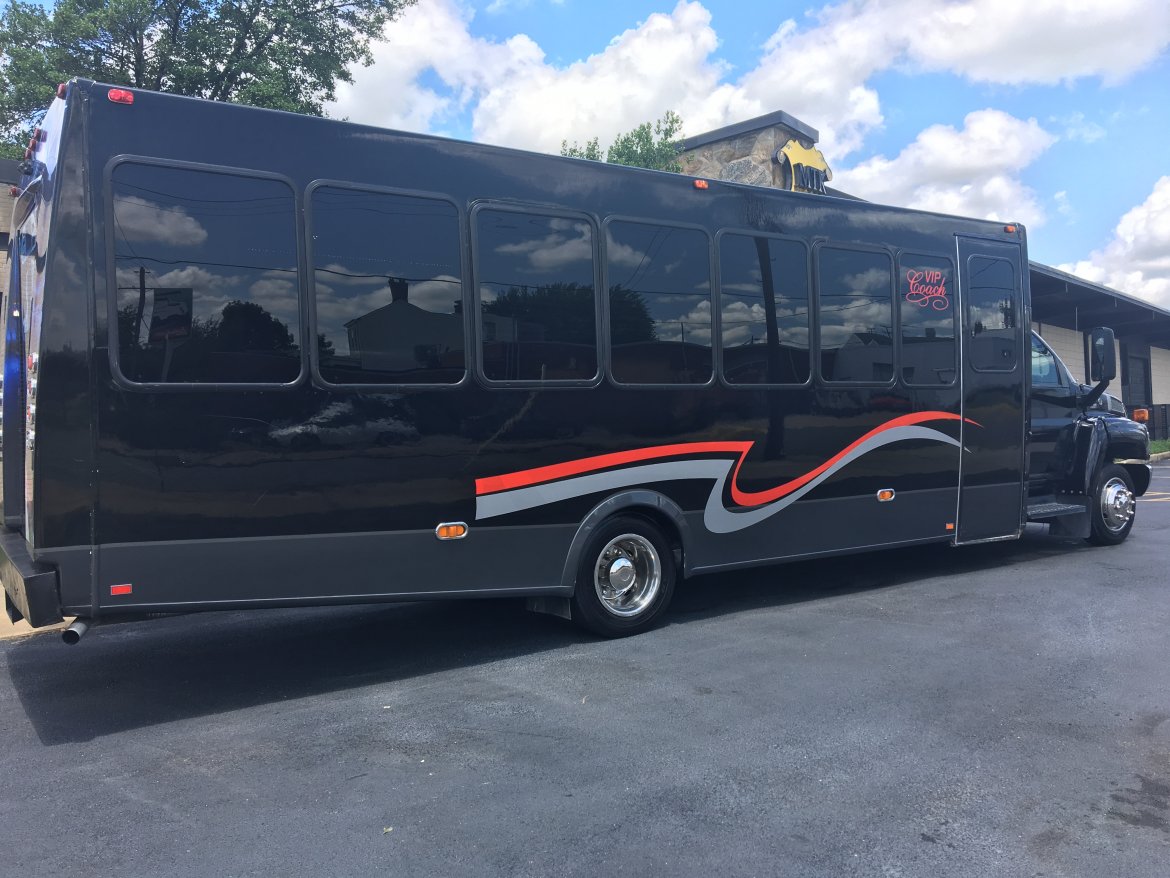 Limo Bus for Sale in Richmond, VA - Photo 13