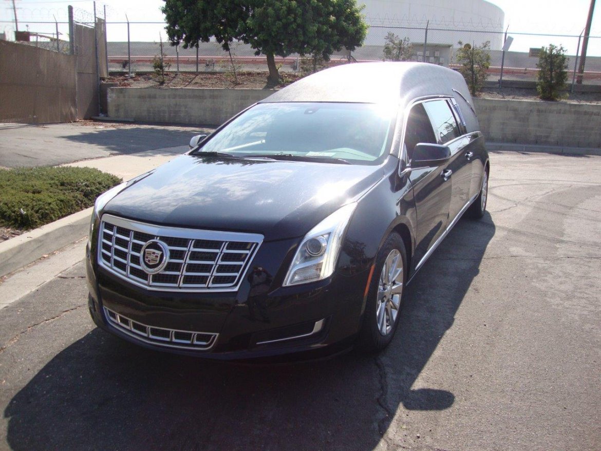 Funeral for sale: 2013 Cadillac XTS Medalist by S&amp;S Coach