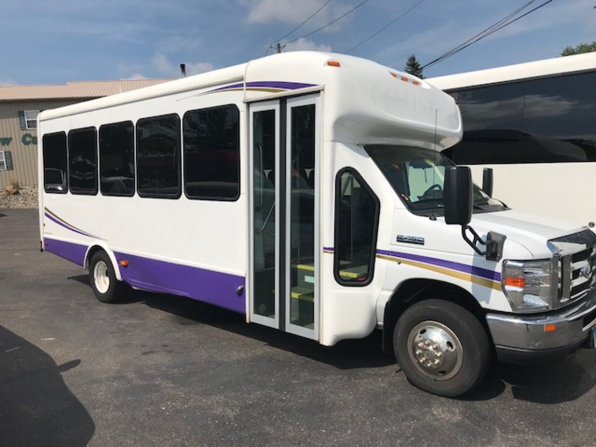 Shuttle Bus for Sale in Oaklyn, NJ - Photo 5