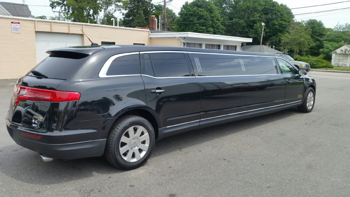 Limousine for Sale in Kingston, MA - Photo 5