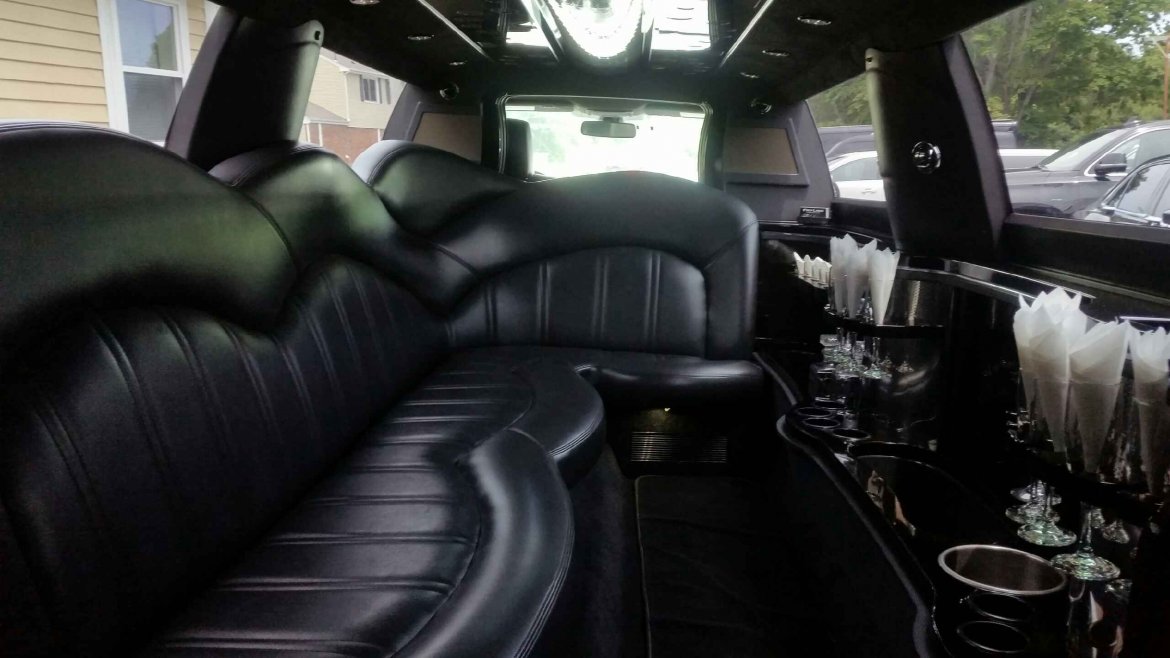 Limousine for Sale in Kingston, MA - Photo 8