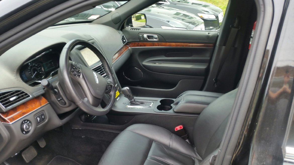 Limousine for Sale in Kingston, MA - Photo 13
