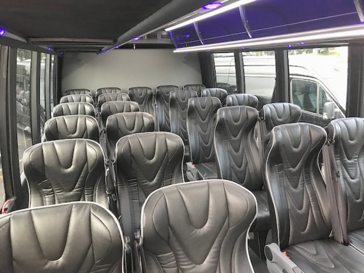 Executive Shuttle for Sale in Oaklyn, NJ - Photo 9