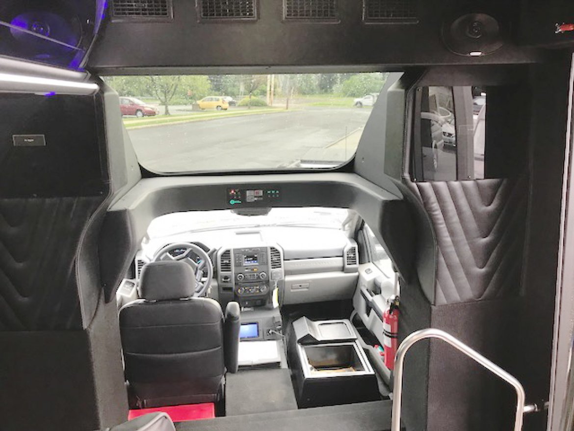 Executive Shuttle for Sale in Oaklyn, NJ - Photo 14