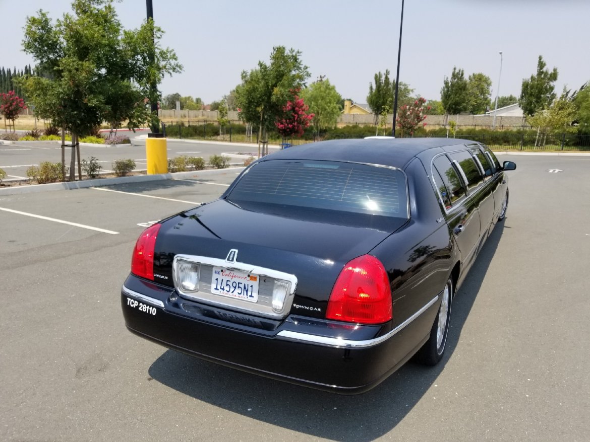 Used 2011 Lincoln Towncar Stretch for sale WS11441 We Sell Limos