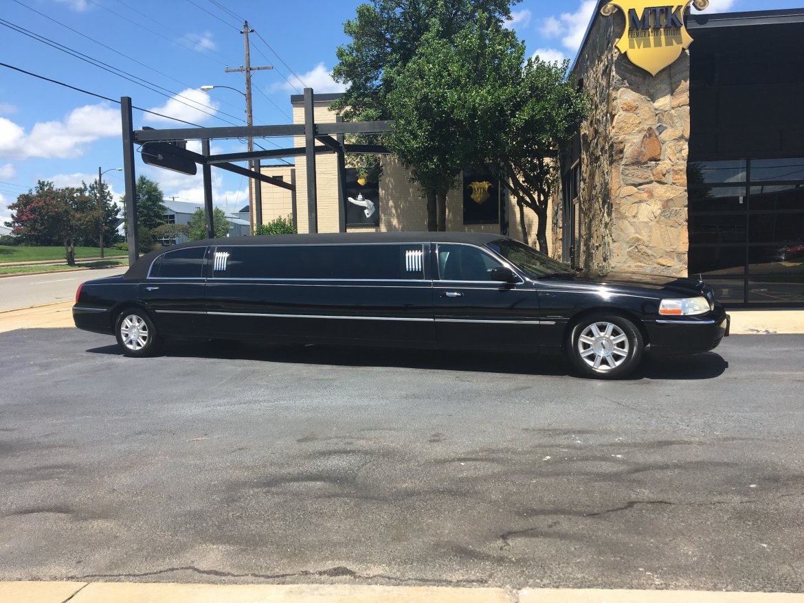 Limousine for Sale in Richmond, VA - Photo 9