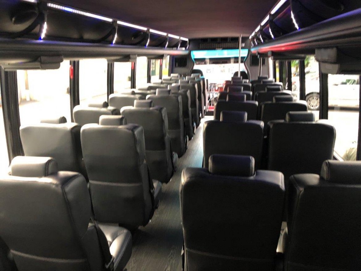 Executive Shuttle for Sale in Oaklyn, NJ - Photo 7