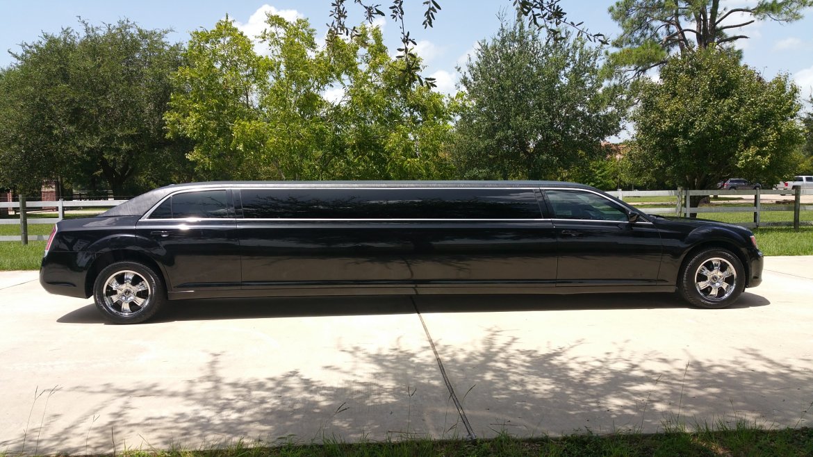 Limousine for Sale in Houston, TX - Photo 4