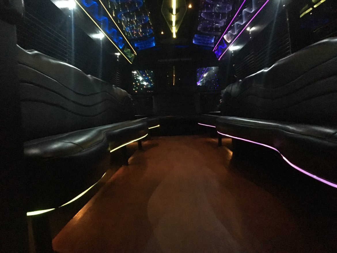 Limo Bus for Sale in Richmond, VA - Photo 16