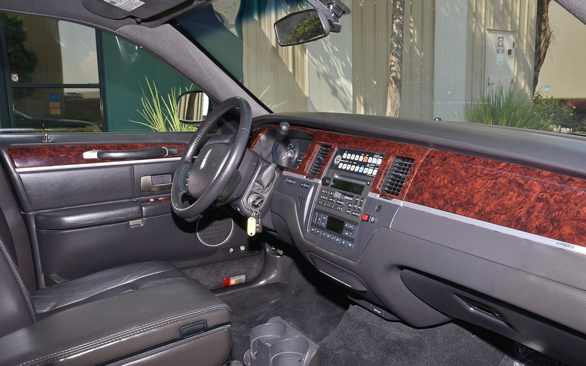 Limousine for Sale in Fontana, CA - Photo 9