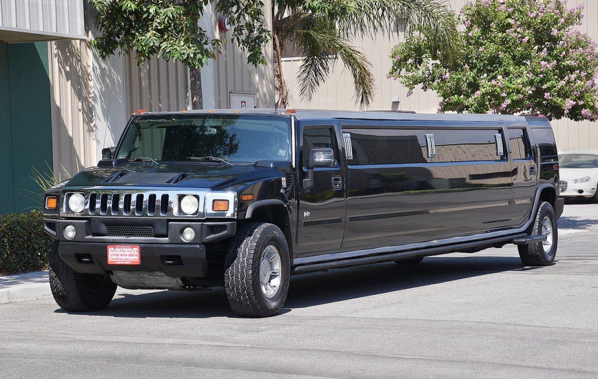 SUV Stretch for Sale in Fontana, CA - Photo 3