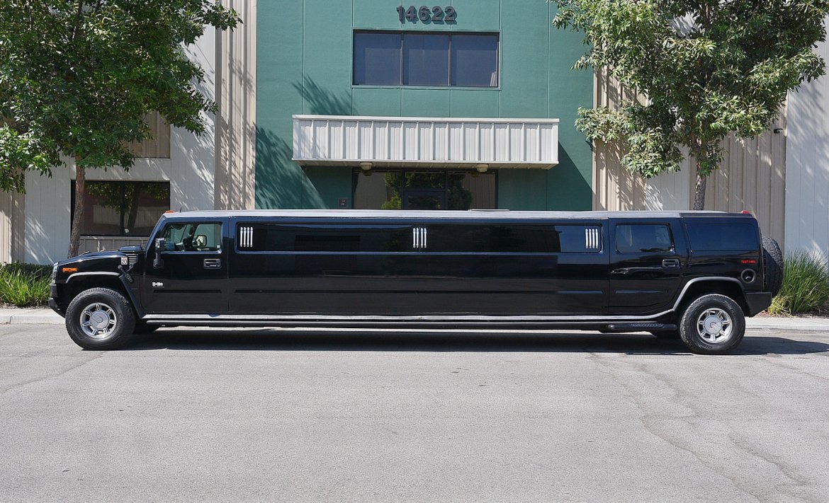 SUV Stretch for Sale in Fontana, CA - Photo 4