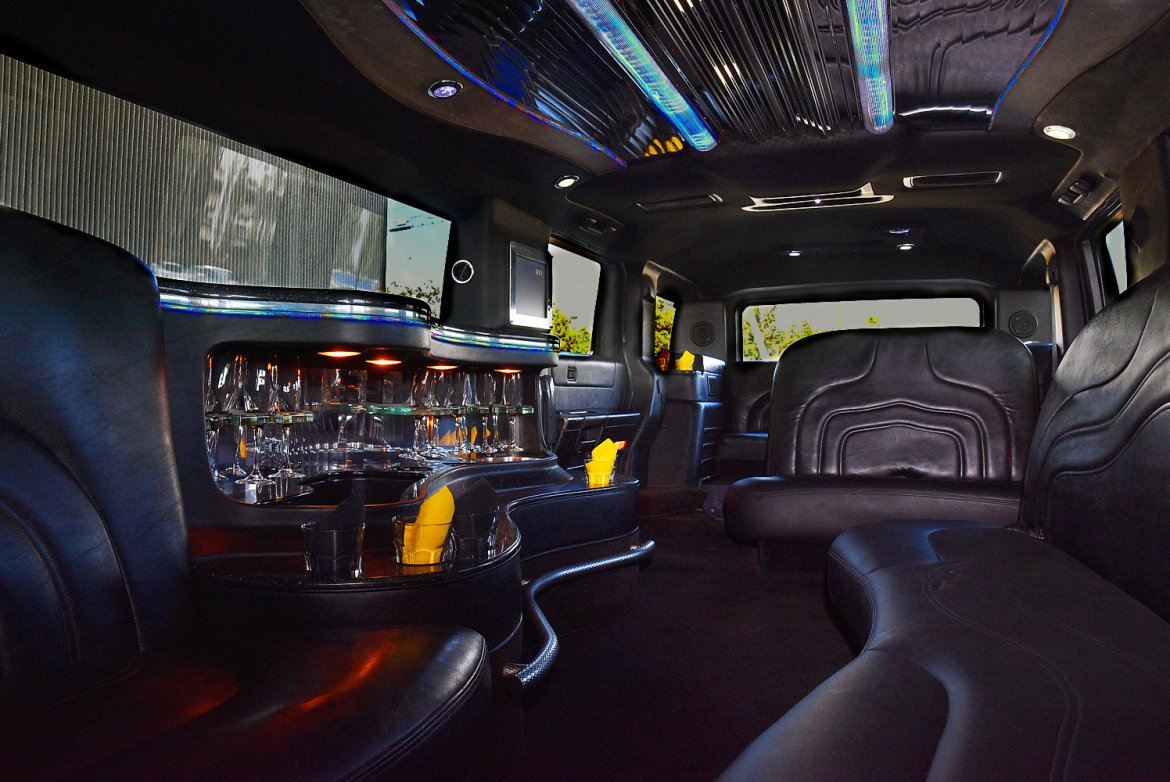 SUV Stretch for Sale in Fontana, CA - Photo 12