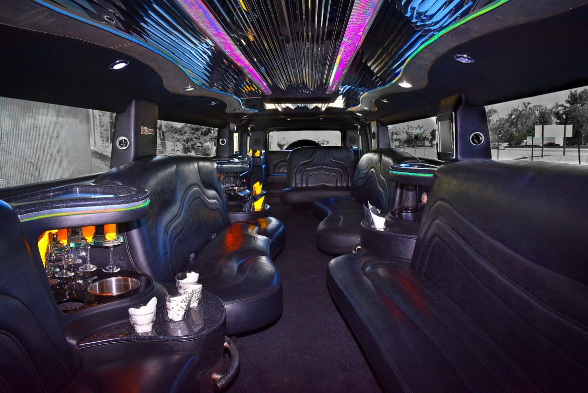 SUV Stretch for Sale in Fontana, CA - Photo 14
