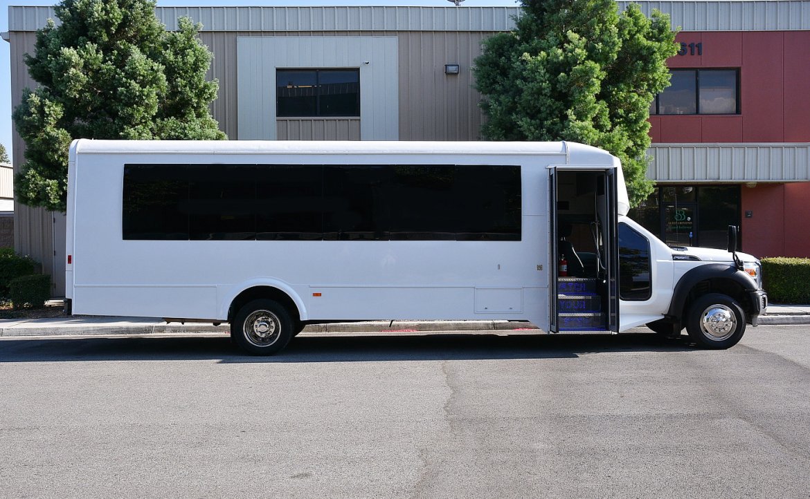 Limo Bus for Sale in Fontana, CA - Photo 2