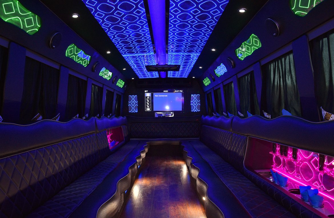 Limo Bus for Sale in Fontana, CA - Photo 13