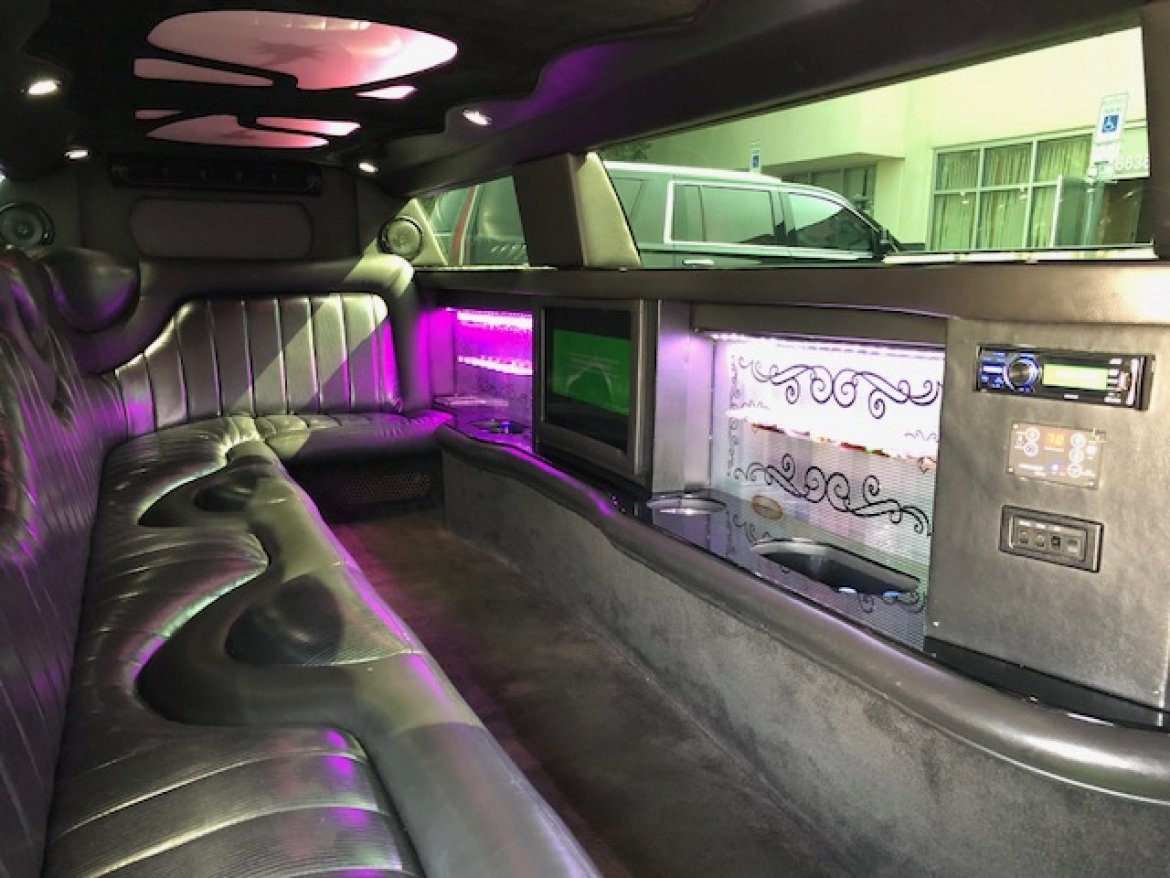 Limousine for Sale in Aurora, CO - Photo 4