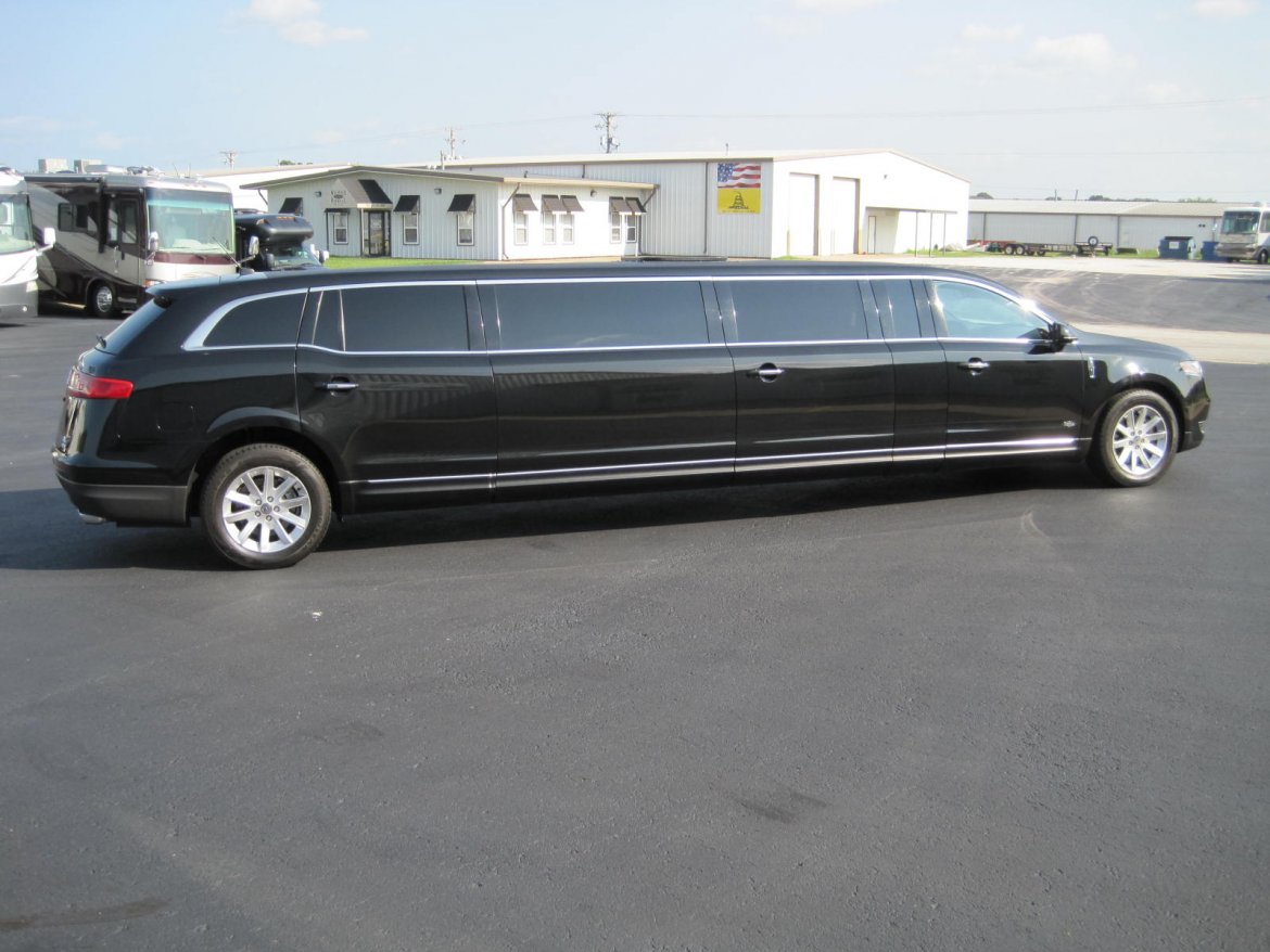Limousine for Sale in Ozark, MO - Photo 10