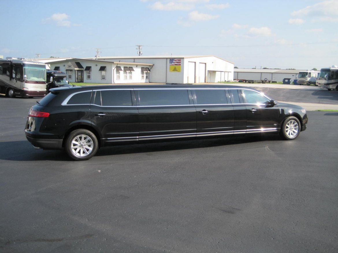Limousine for Sale in Ozark, MO - Photo 11